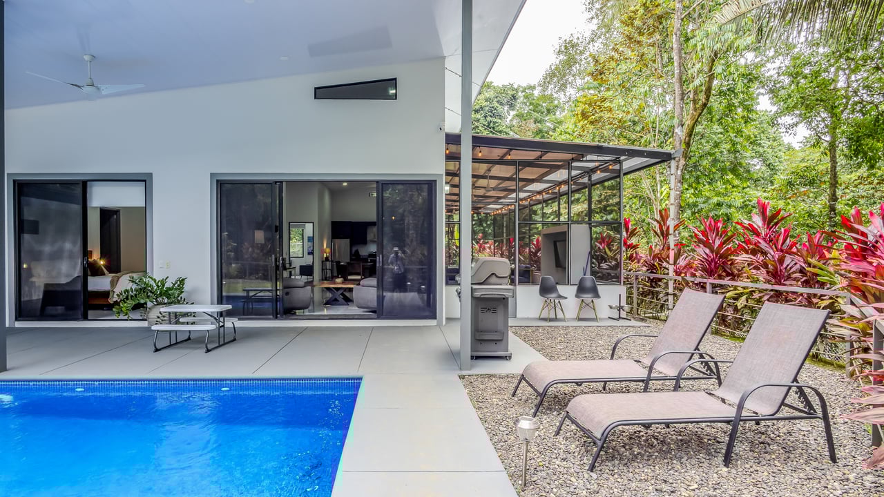 Modern 3-Bed Jungle Home with River and Pool in Cinco Ventanas Ojochal