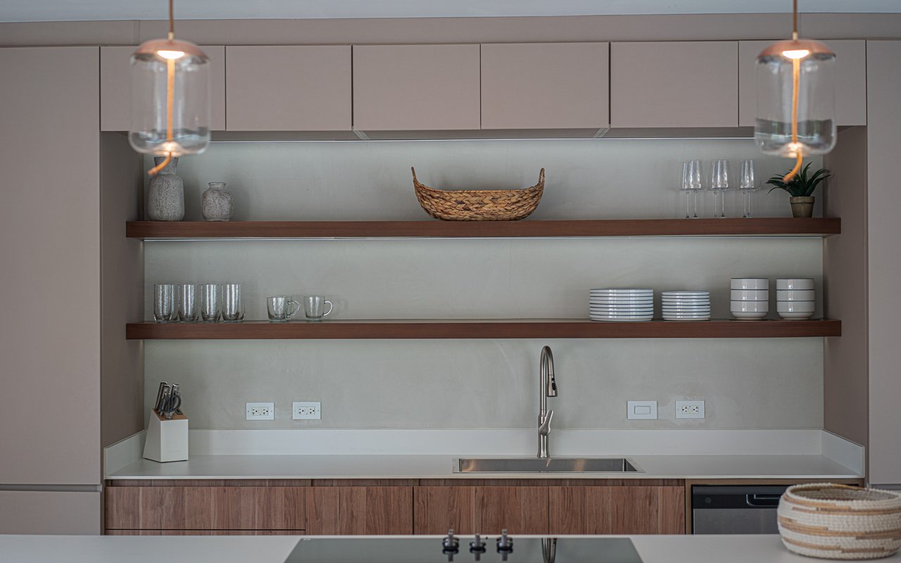 Casa Ko | Tropical Modern 4BR Retreat in Tamarindo with Exclusive Beach Club Membership