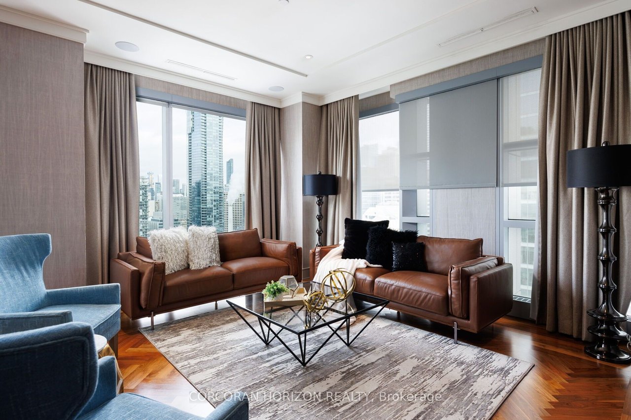 LUXURY AT THE RITZ RESIDENCES