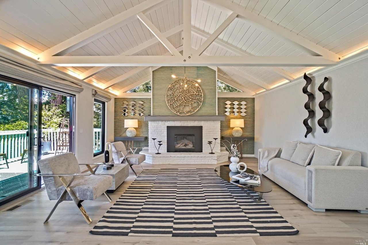 610 Chapman Dr