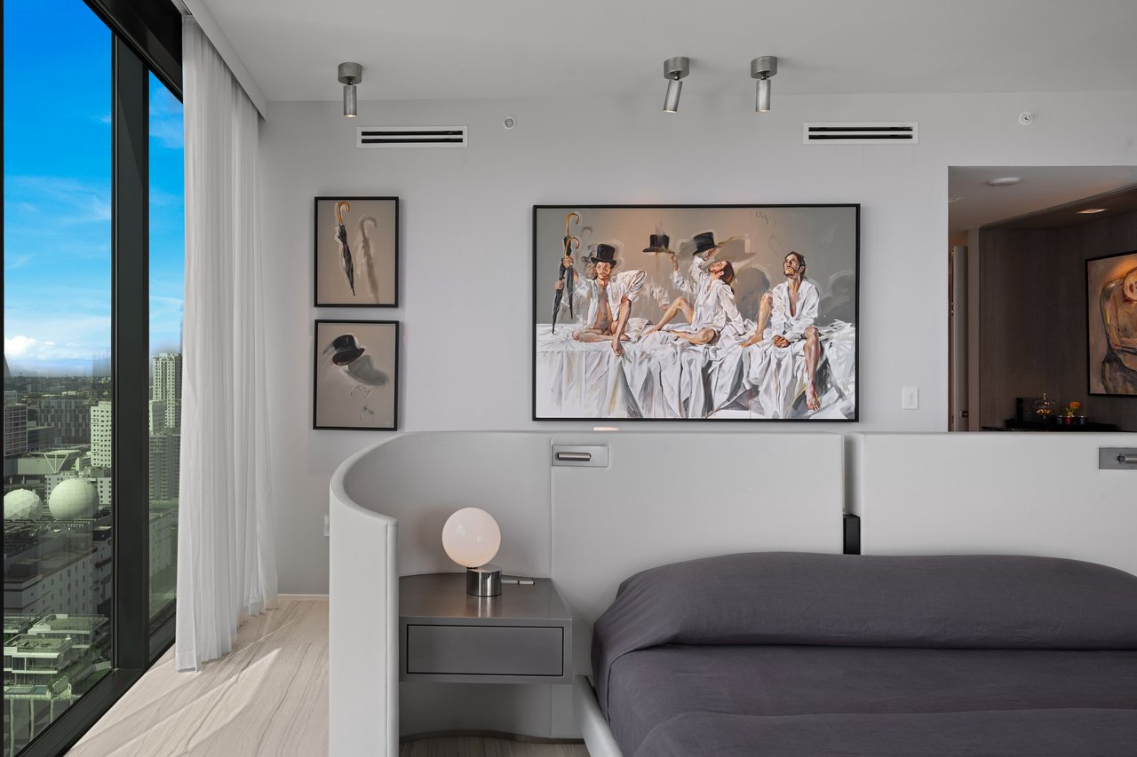 One Thousand Museum Signature Residence