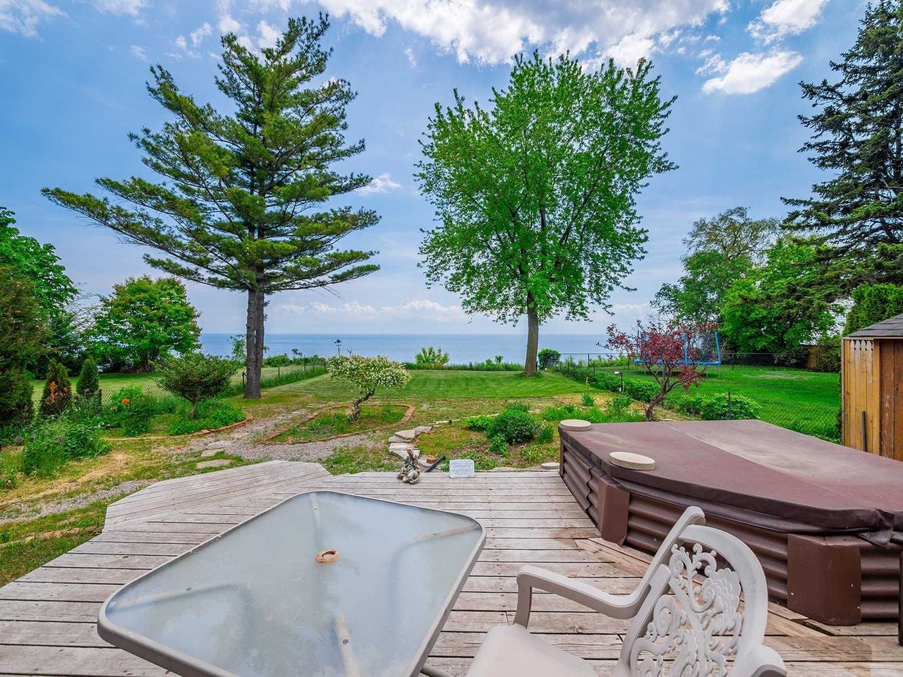 57 Fishleigh Dr