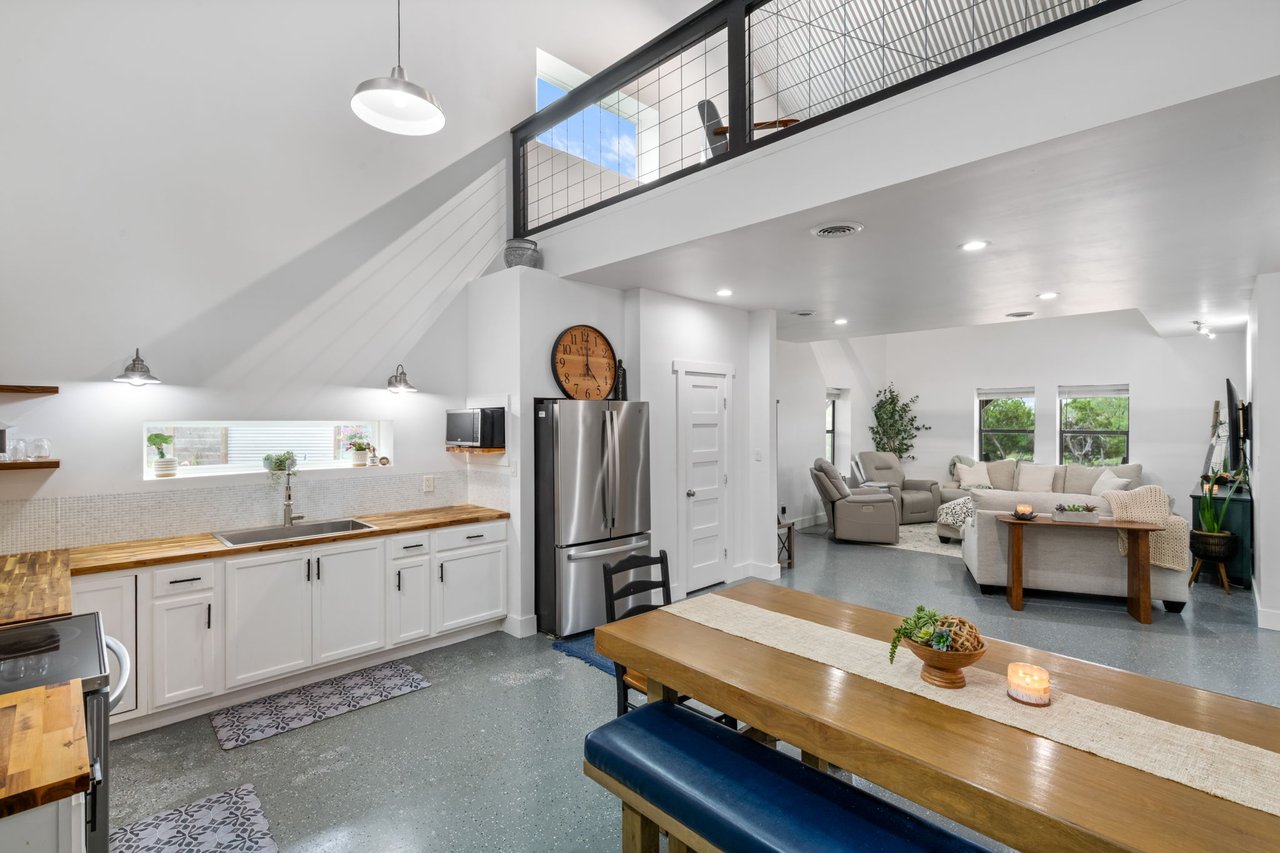 Amazing Opportunity on HWY 290 in Dripping Springs
