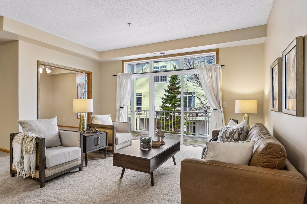 2150 Old School Rd #252, Mound