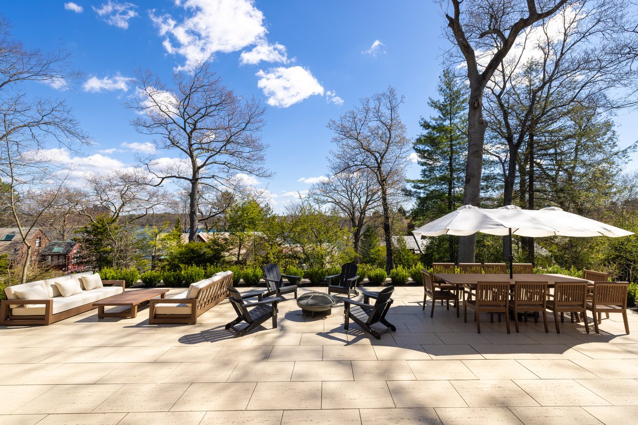 124 Chestnut Hill Rd