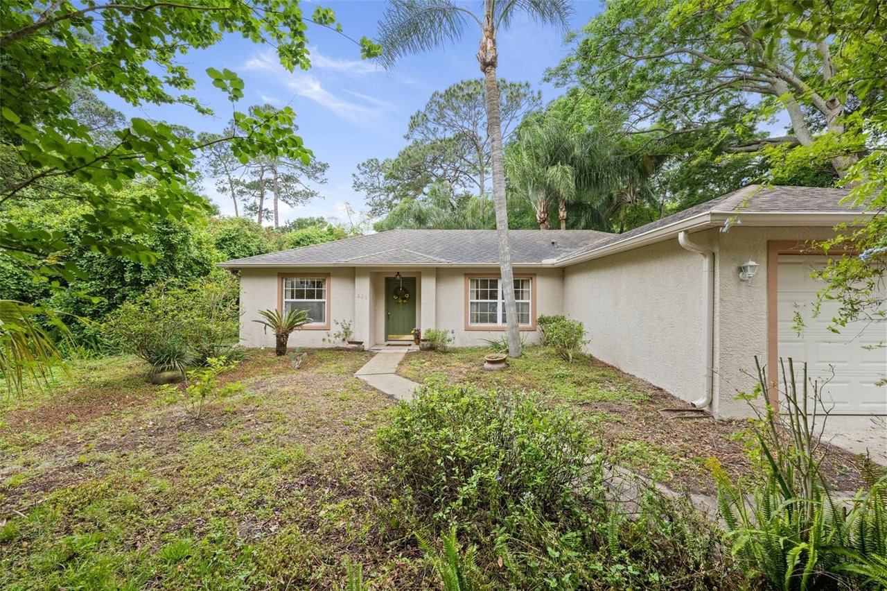 208 Buena Vista St