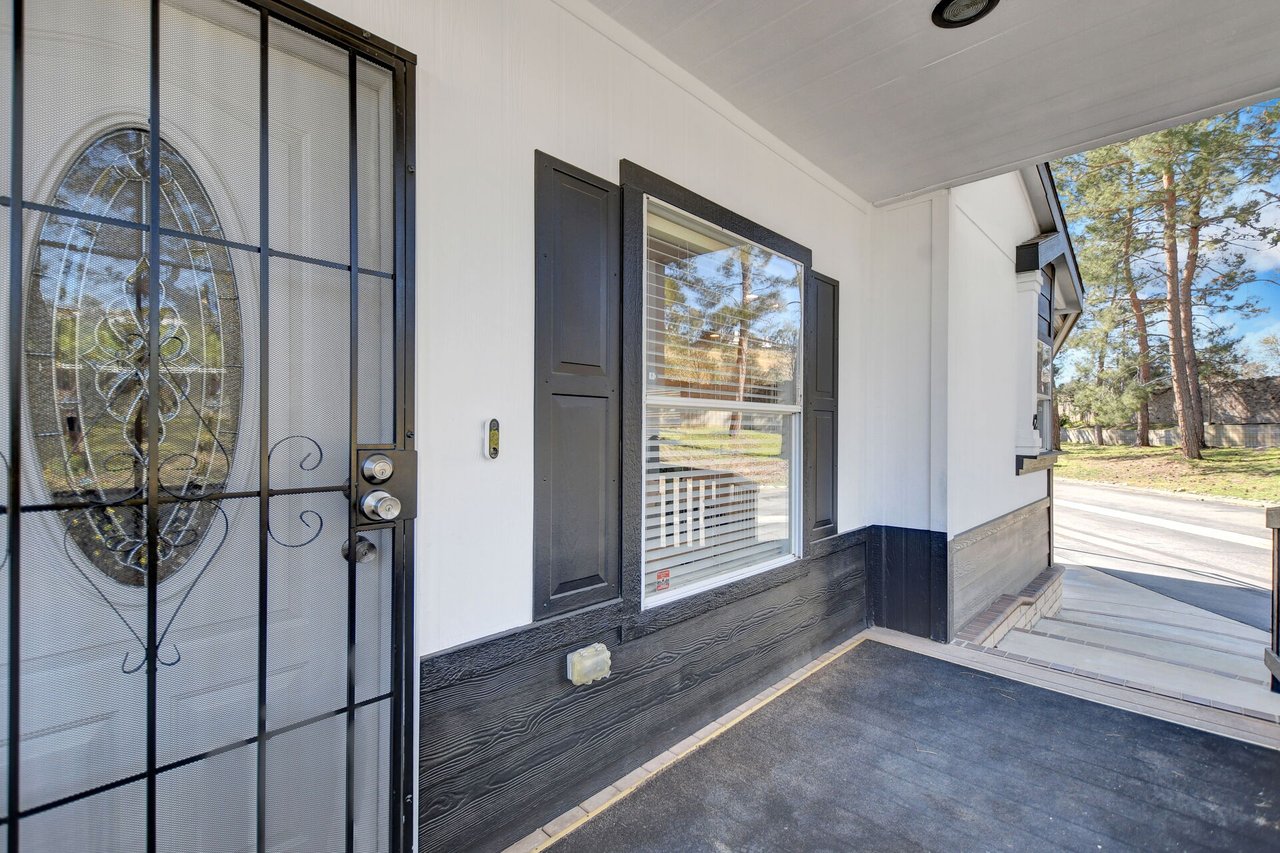 8651 Foothill Boulevard 42