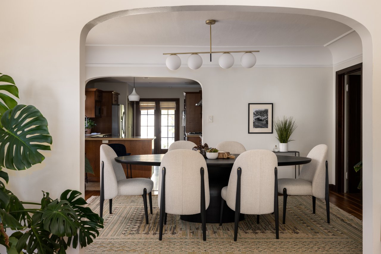 851 Masselin Ave, Miracle Mile