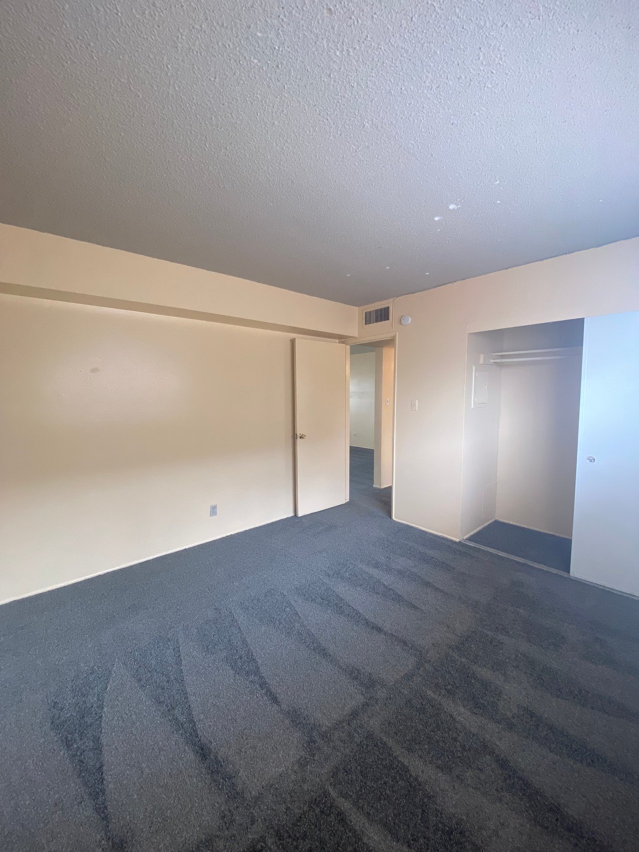 537 Calcaterra Circle #B