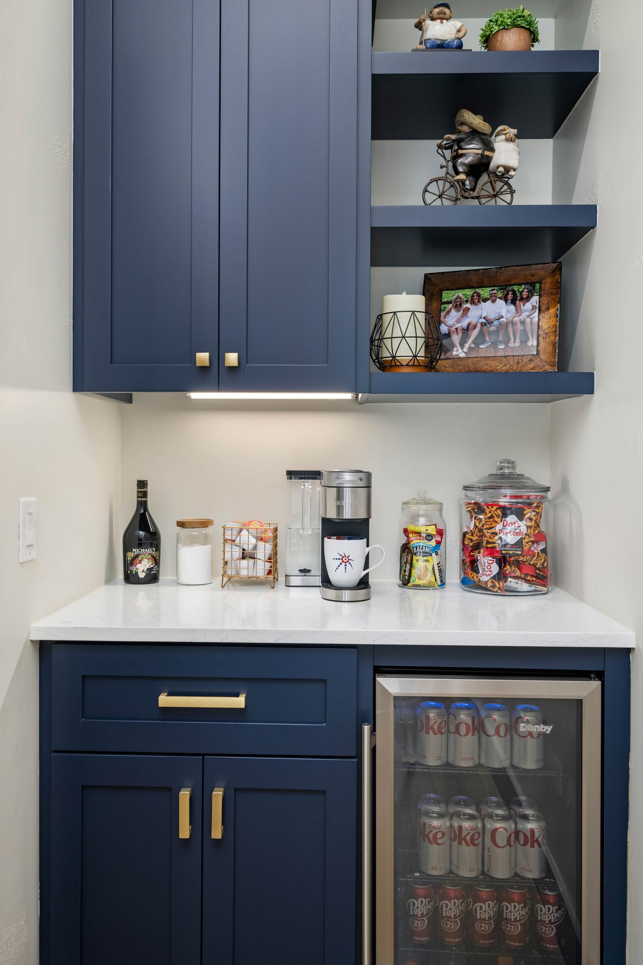 3906 El Chamizal, San Antonio, TX 78261