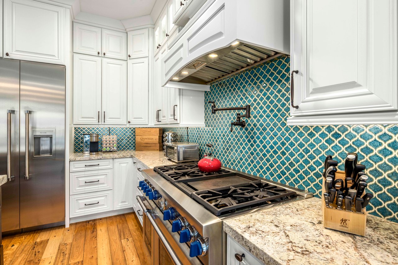 10912 E Butherus Drive