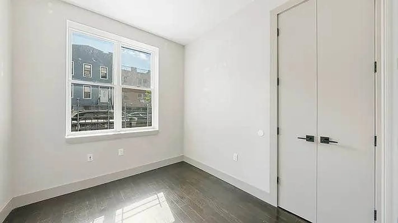 85 Stanhope Street 1A