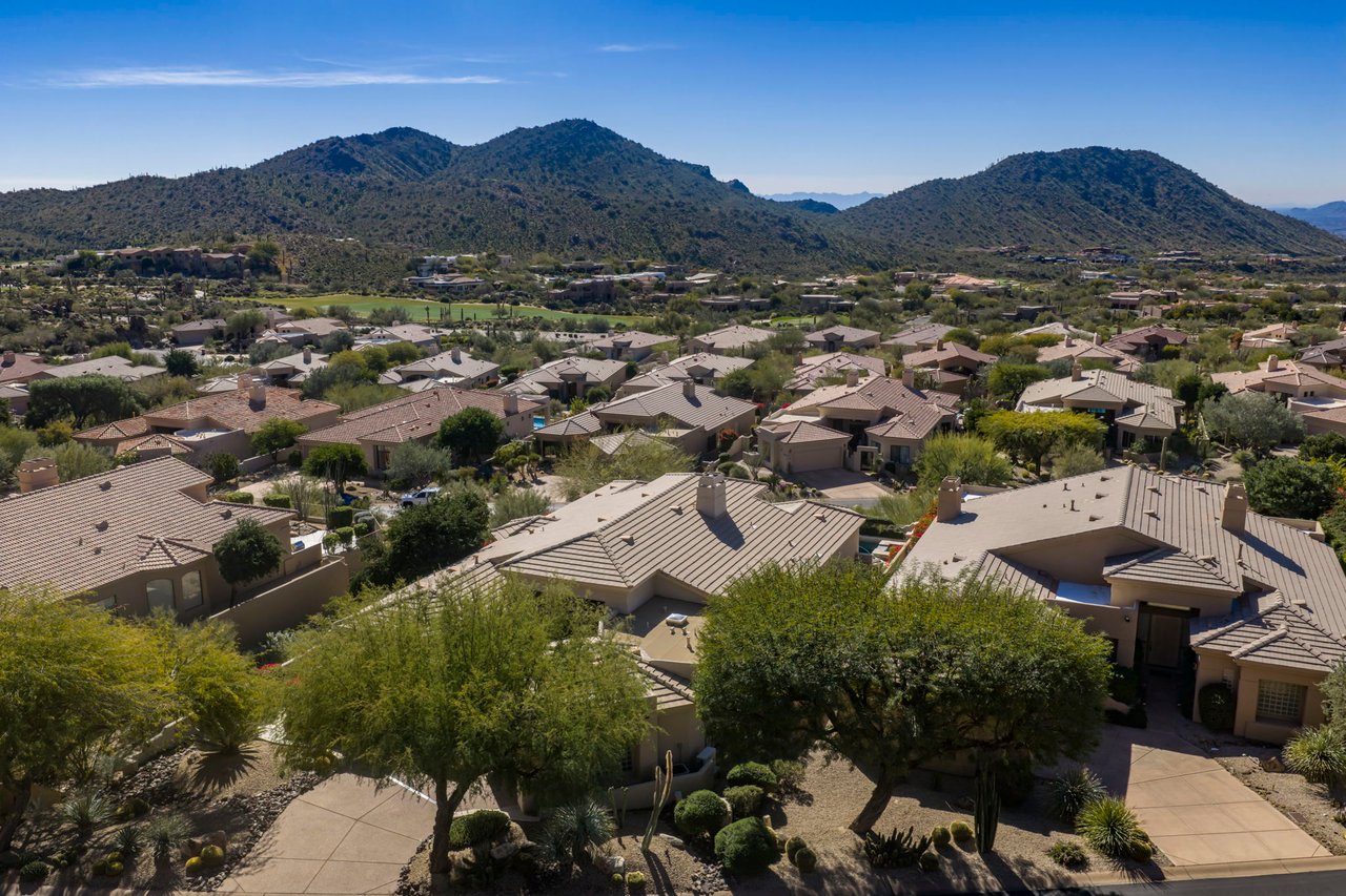 11129 E JUAN TABO Road