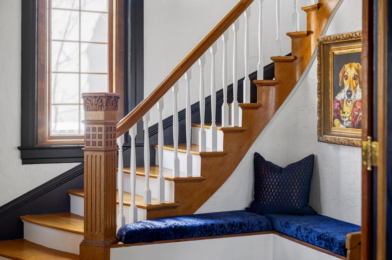 742 N Downing Street