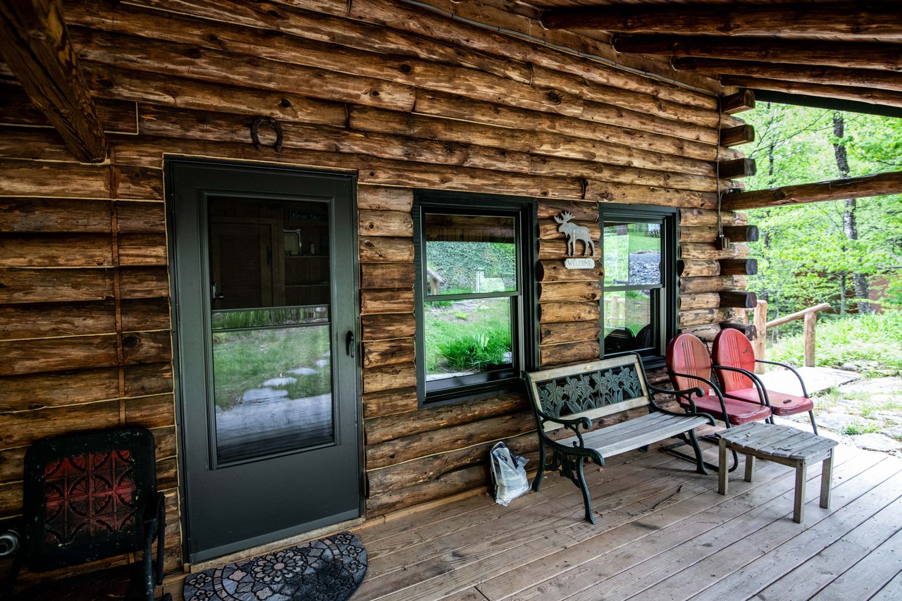76 Johnson Loop