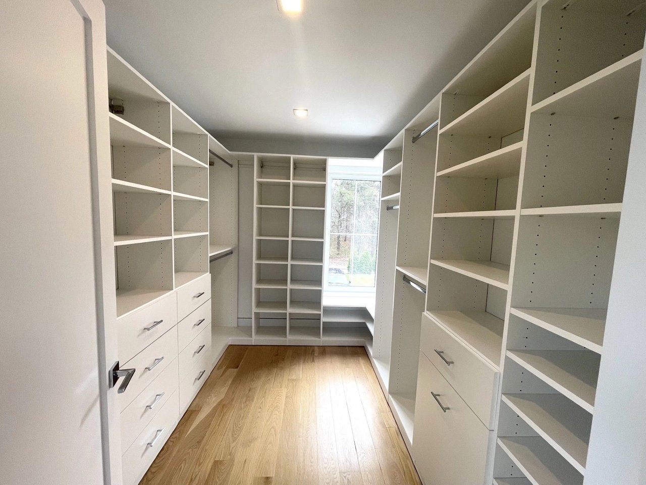 354 Saint Andrews Rd W