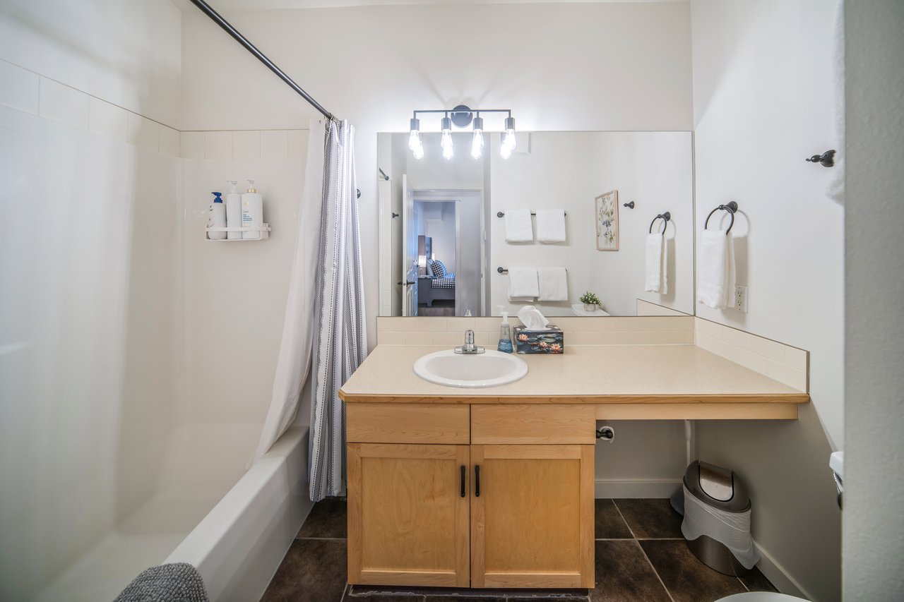 222 - 101 Montane Road