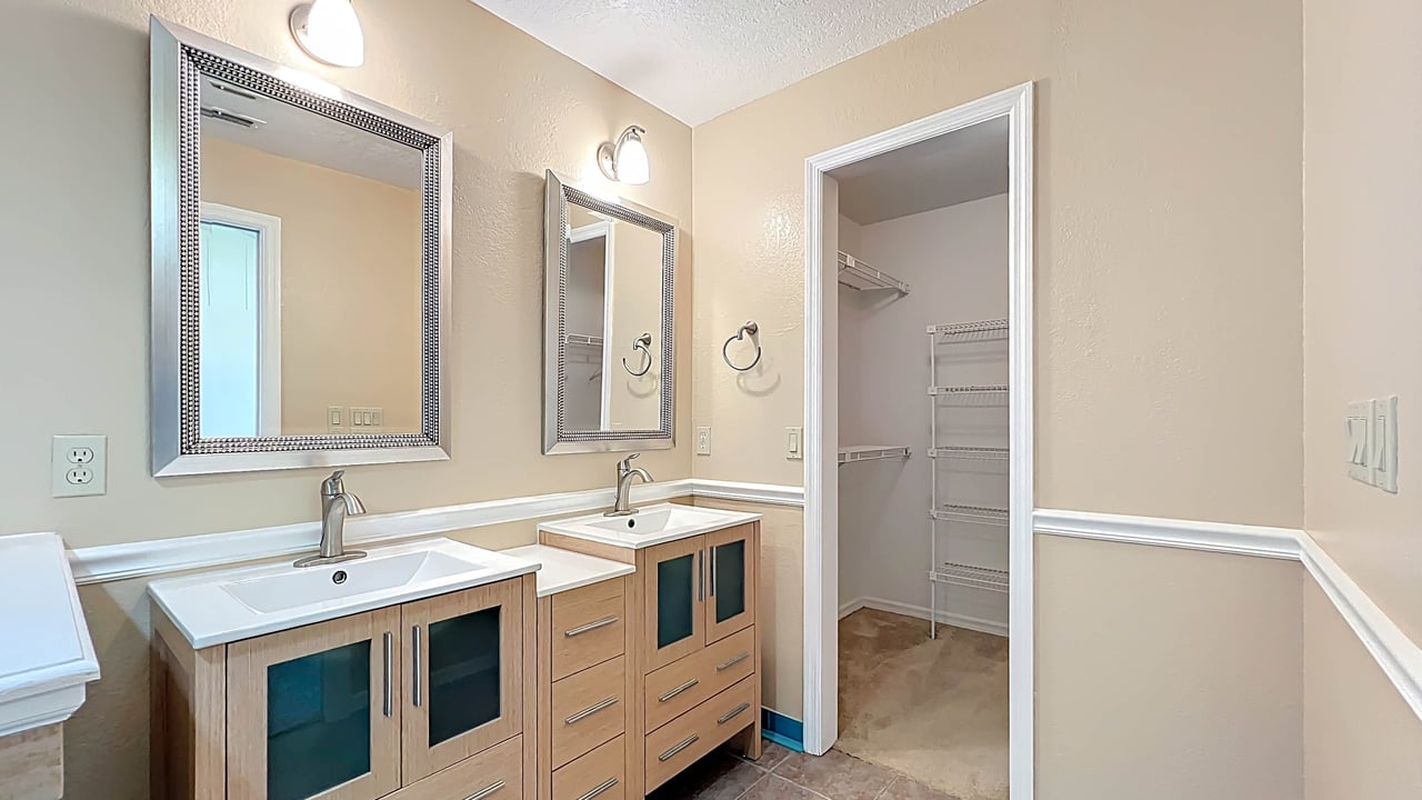 Winter Park Lakefront Townhome