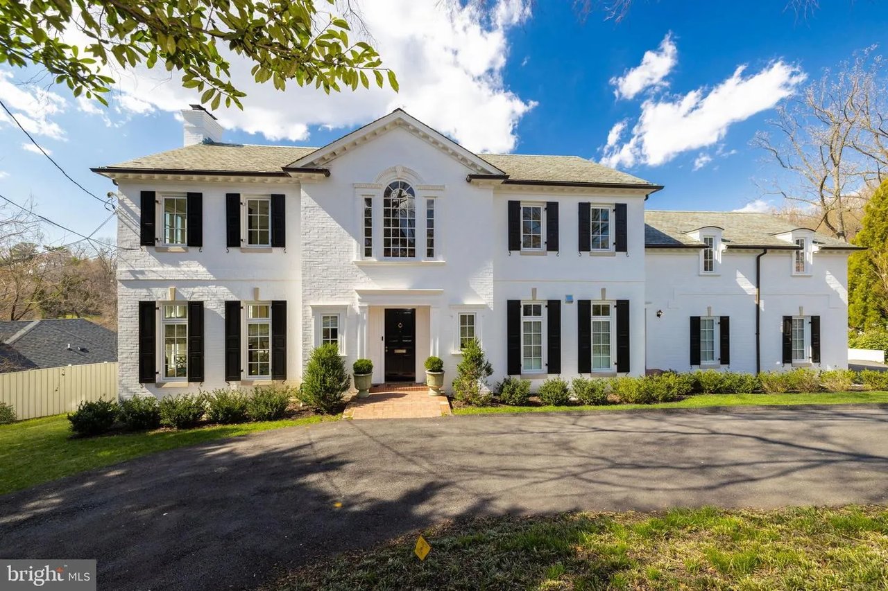 4661 Hawthorne Ln NW - Washington DC