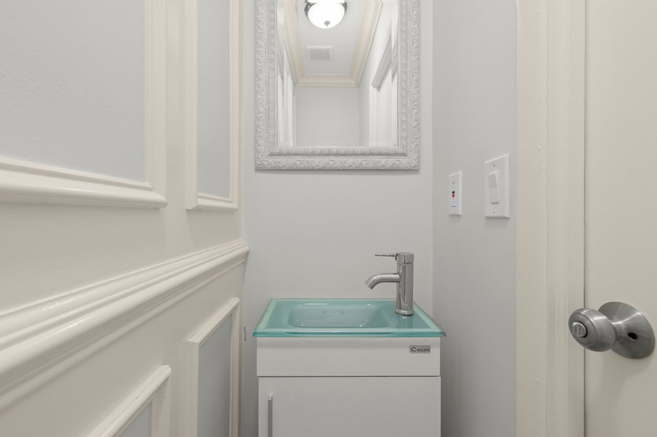 Effortless Living in a Private Deerfield Retreat