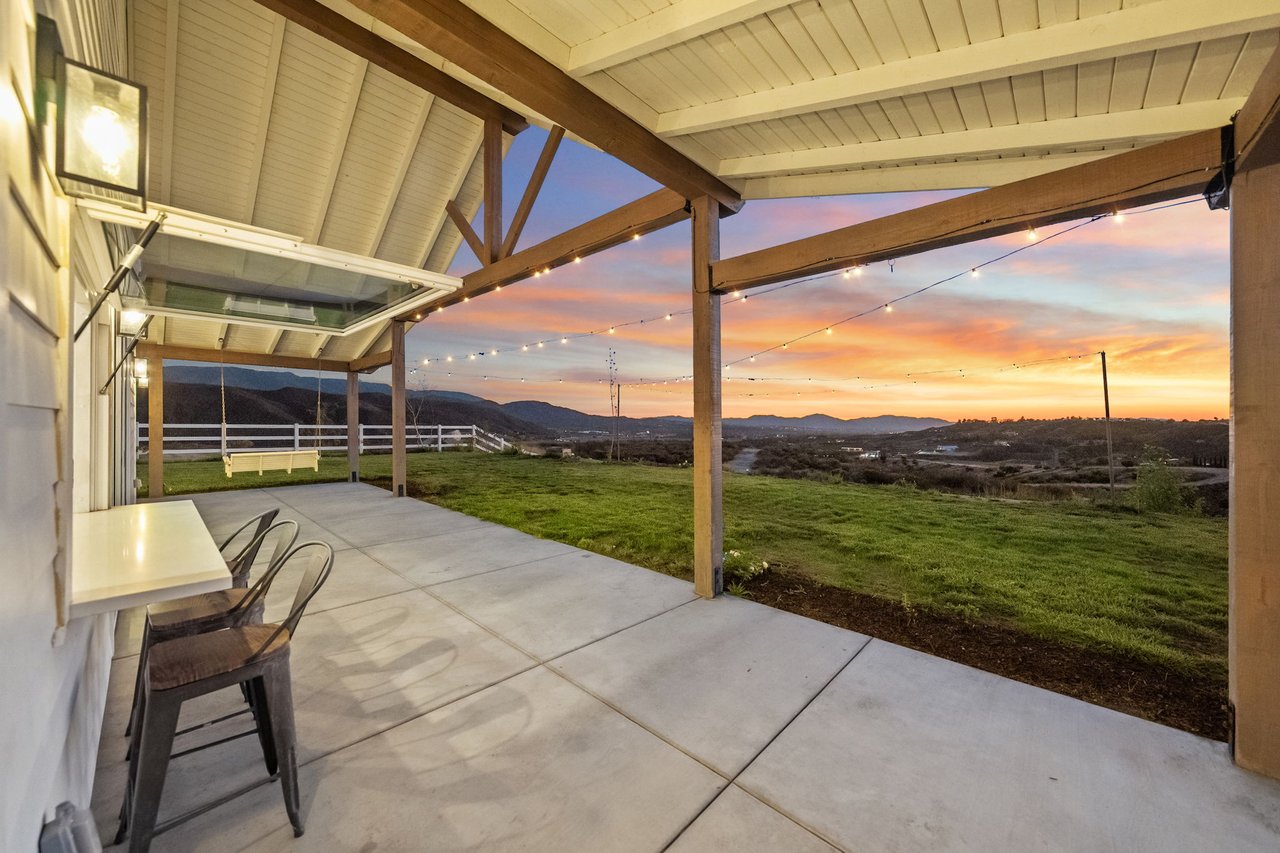 41950 Calle La Escondida