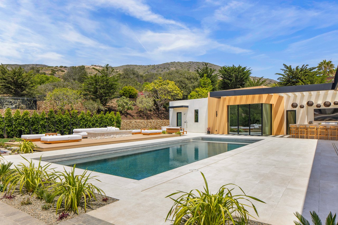 Ellice Street, Malibu