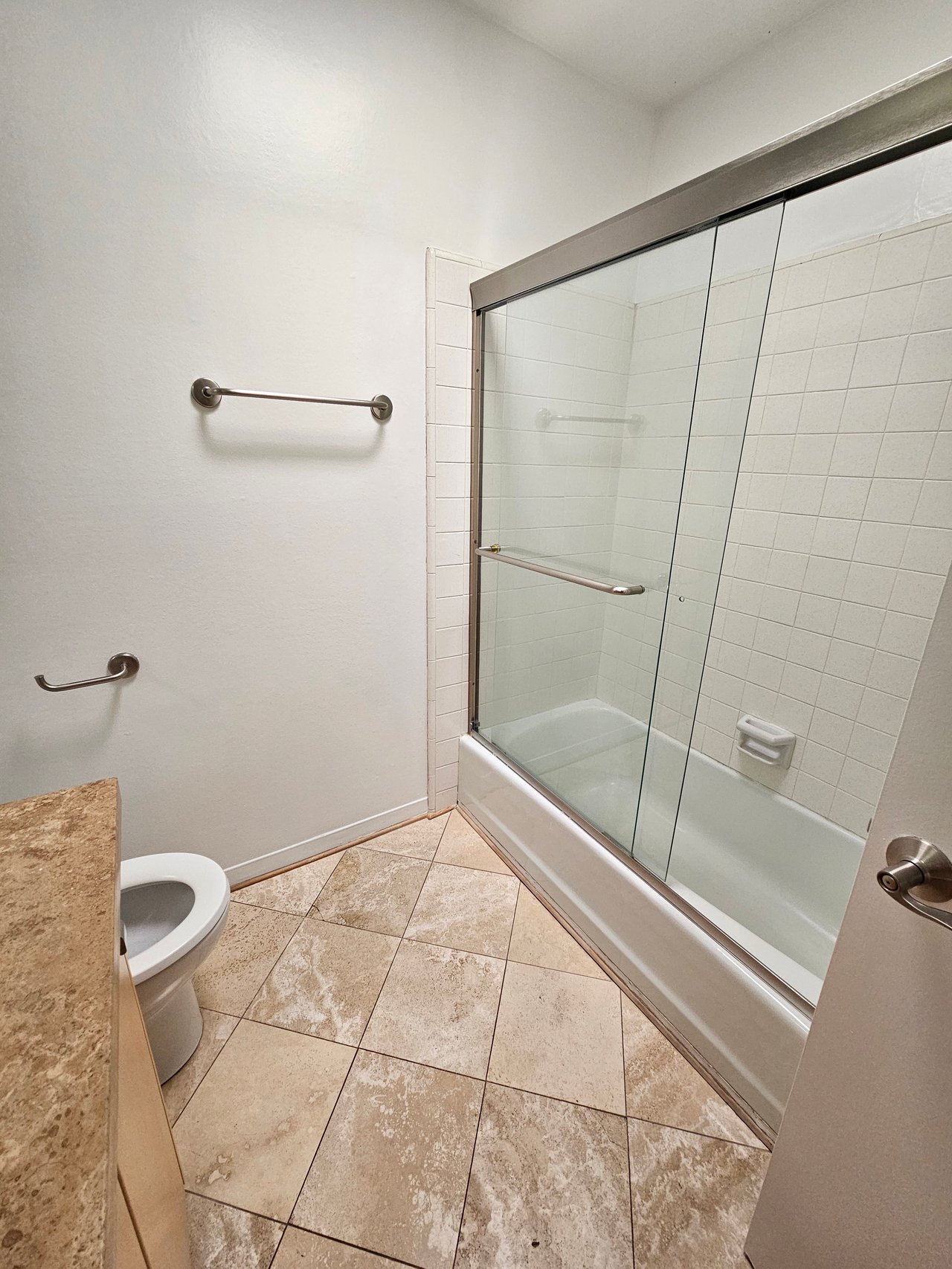 4836 Balboa Ave