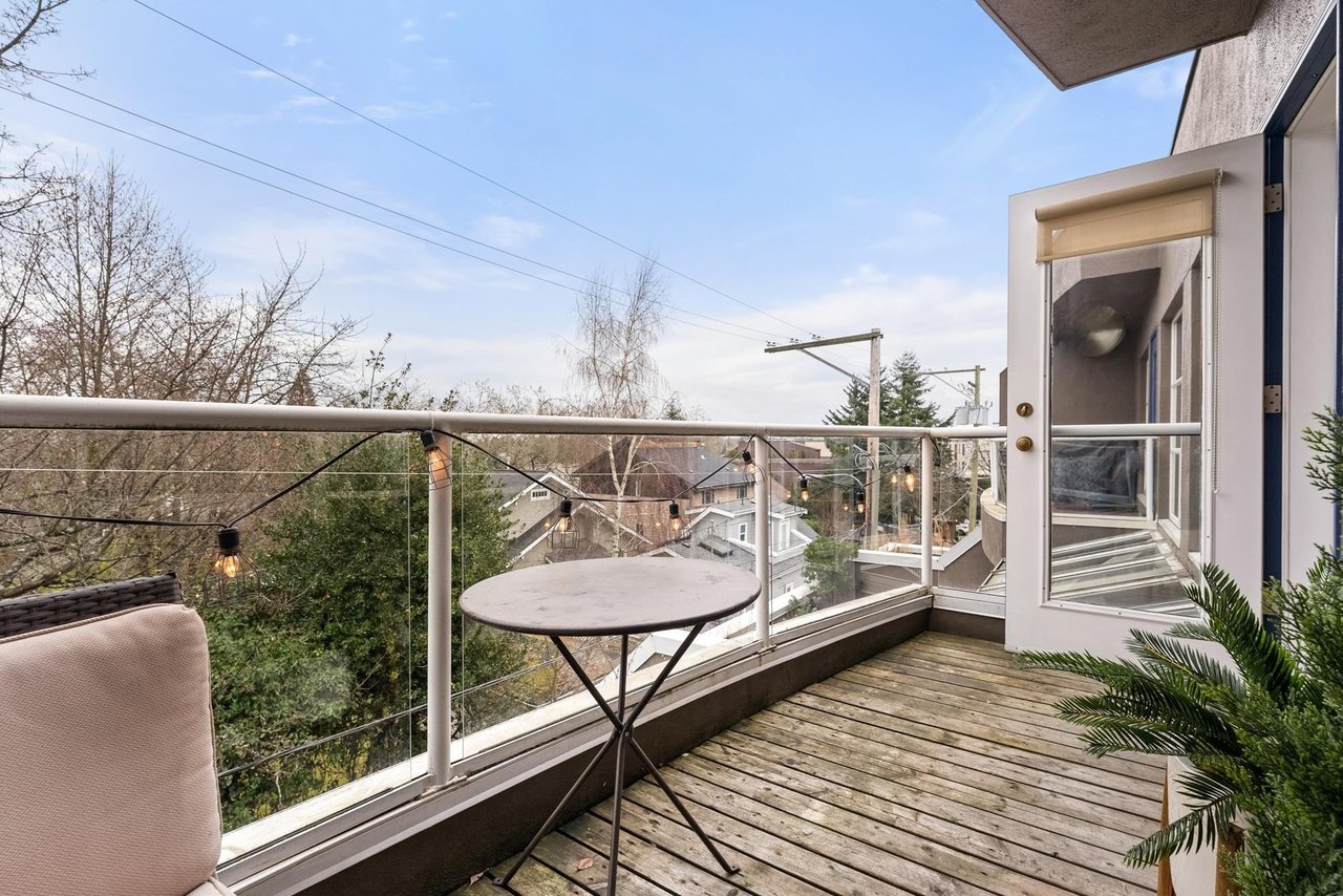 2556 Highbury St, #103