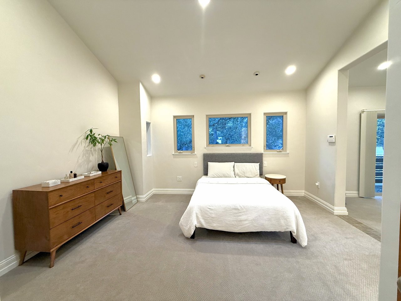 4400 Saint Andrews Rd, Oakland, CA-94605