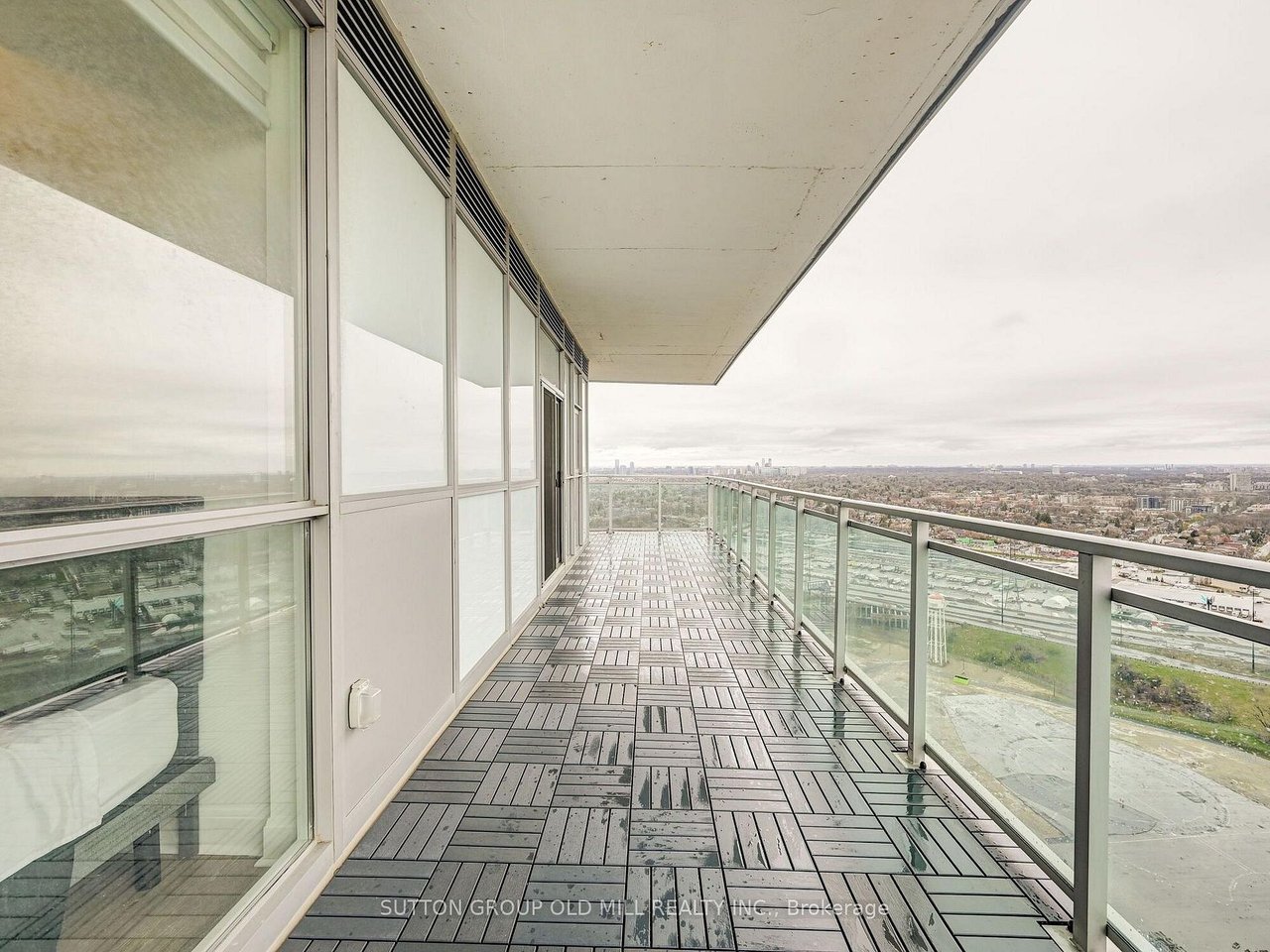 RESIDENCE WITH THE VIEWS 