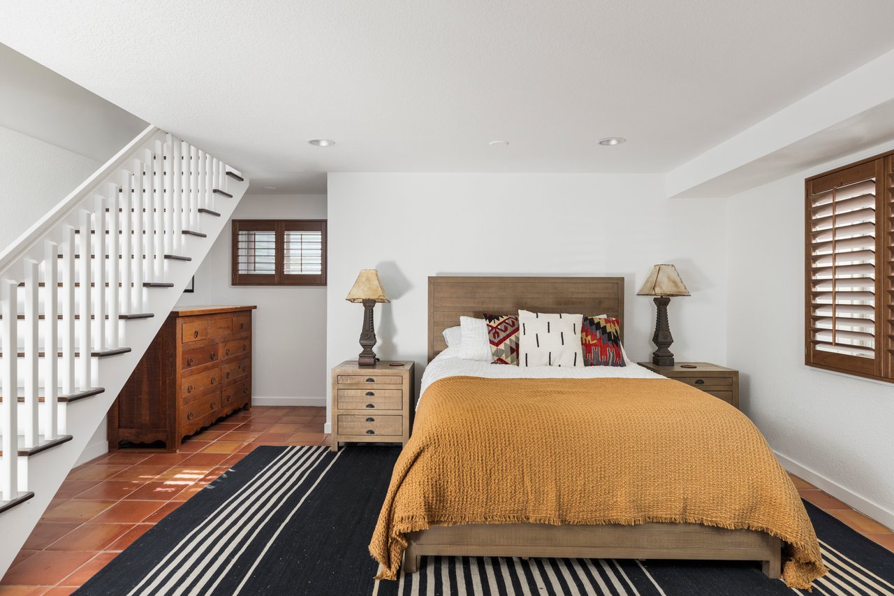 1830 Mapleton Avenue