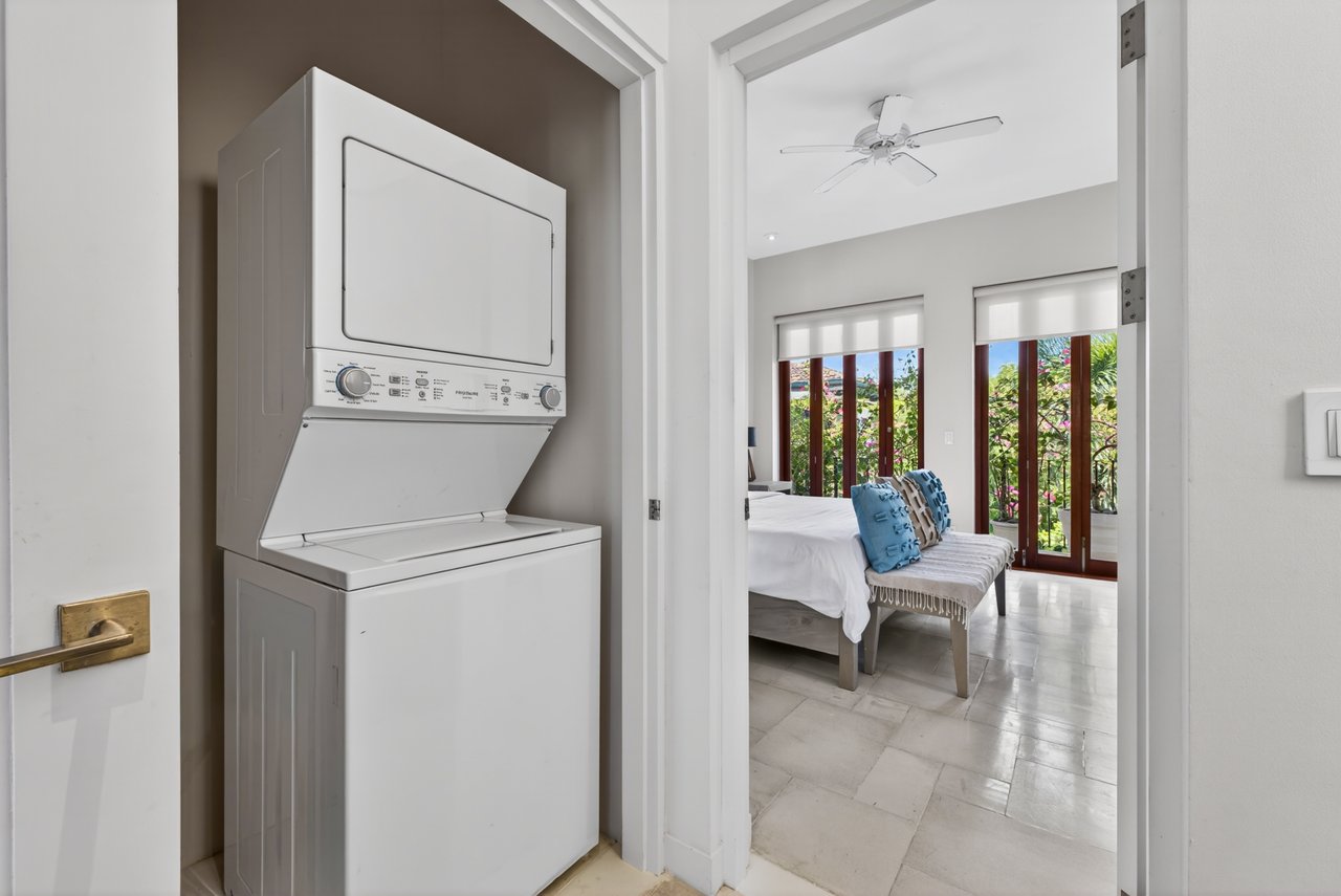 25 Paseo Del Mar | Best-Priced Beachfront Home in Las Catalinas