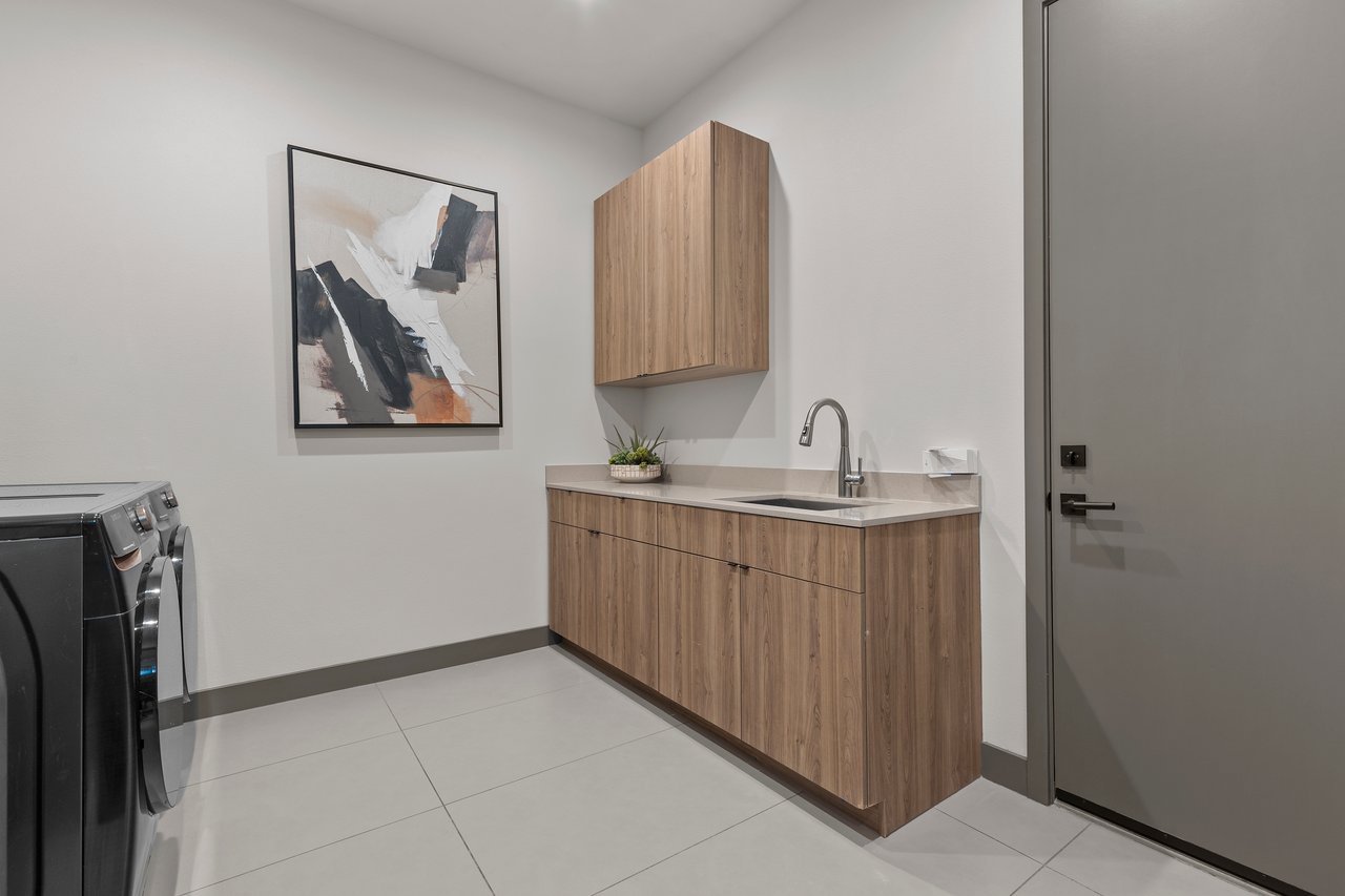 1463 Solitude Ridge Dr