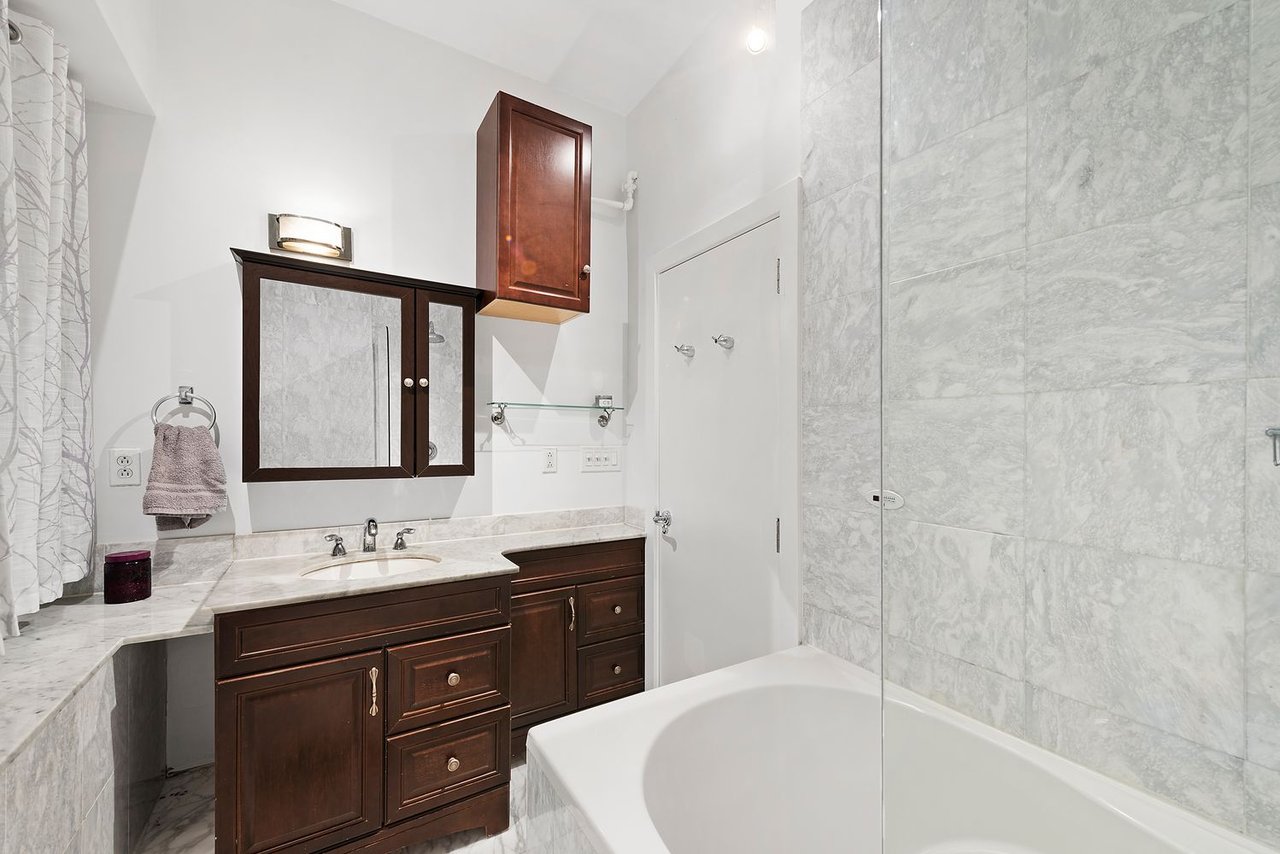 215 West 29th St, #6