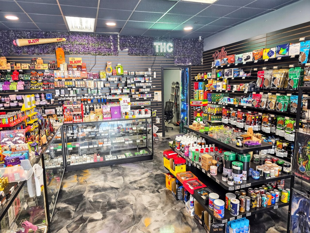 Geneva Smoke Shop 