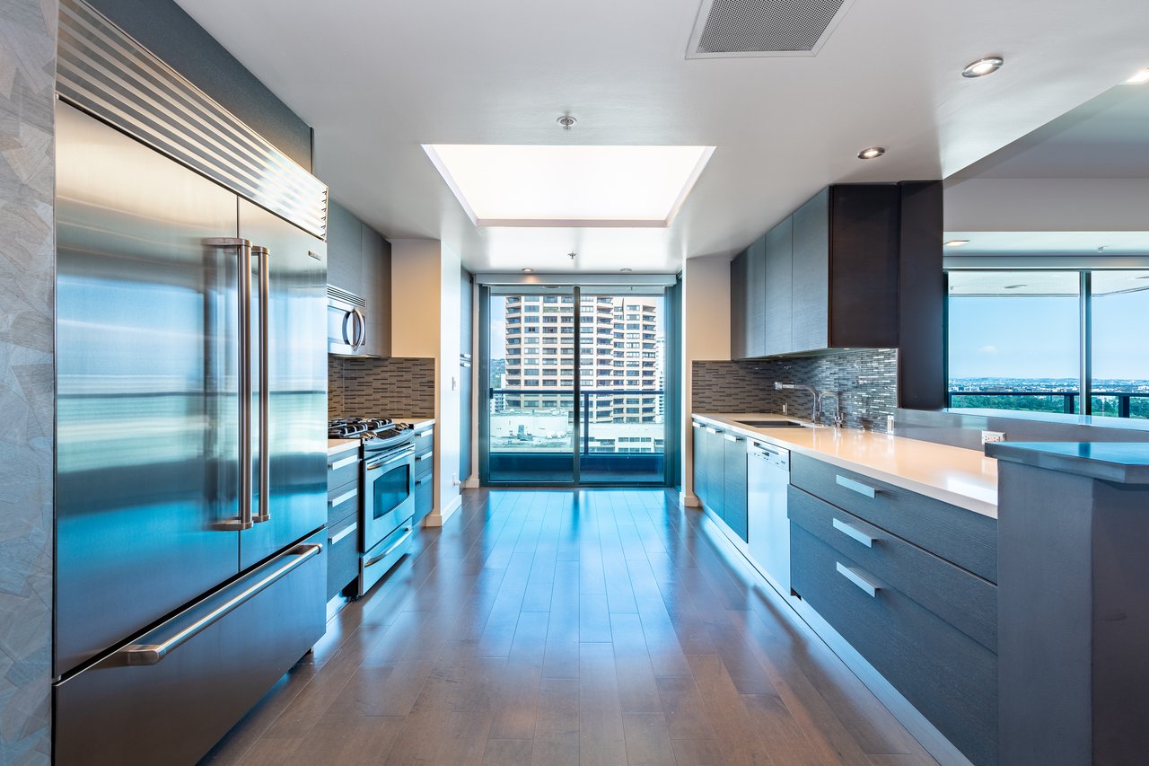 10490 Wilshire Blvd #1705