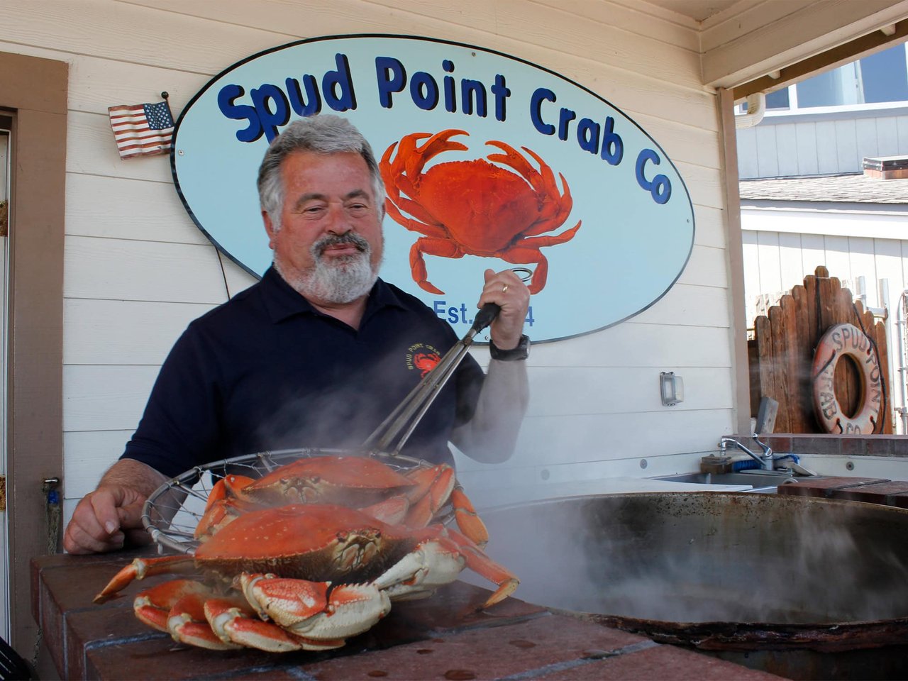 Best Bodega Bay Restaurants for Dungeness Crab Season
