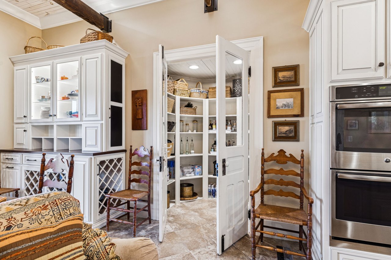 1512 Williamsport Pike