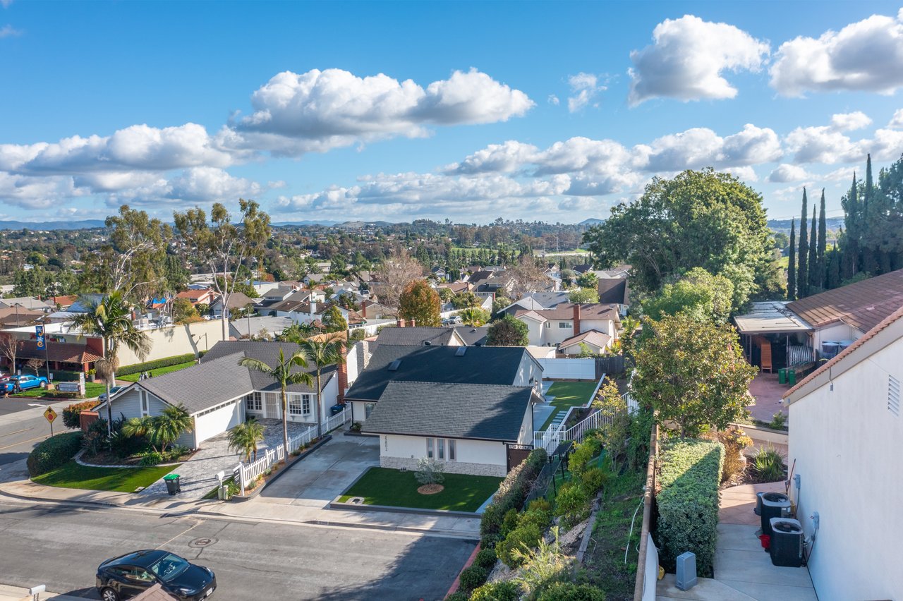 25802 Sycamore Ln, Laguna Hills, CA 92653