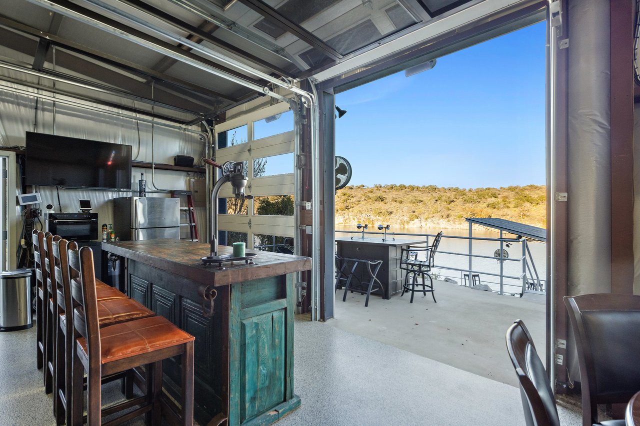 1450 Los Escondidos ST