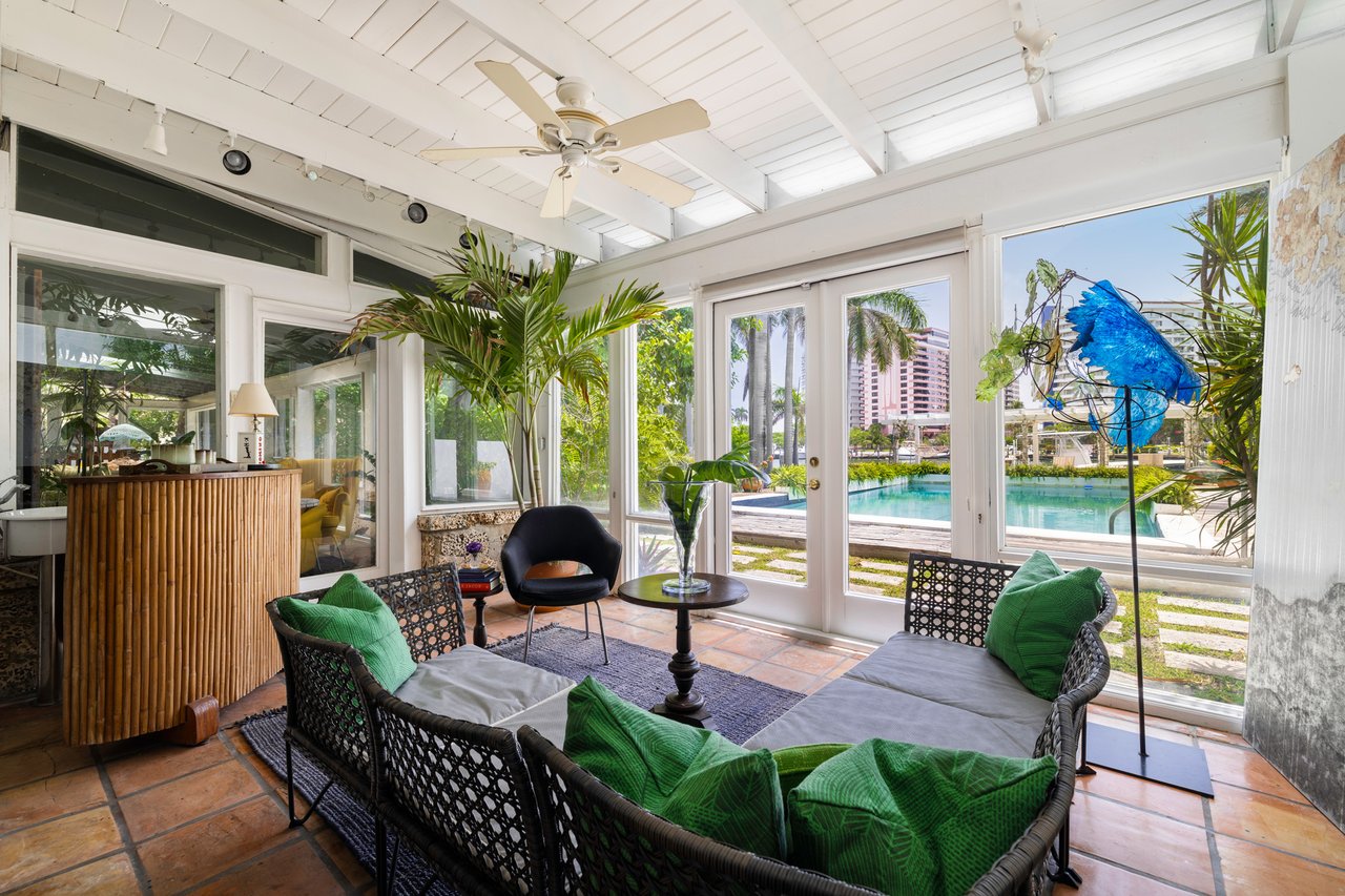 5215 Pine Tree Miami Beach