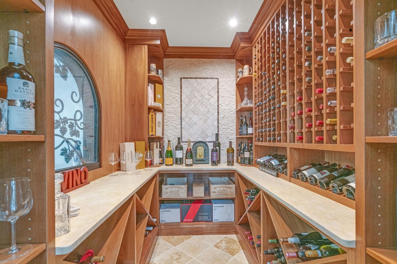 34 Deerhorn Trail