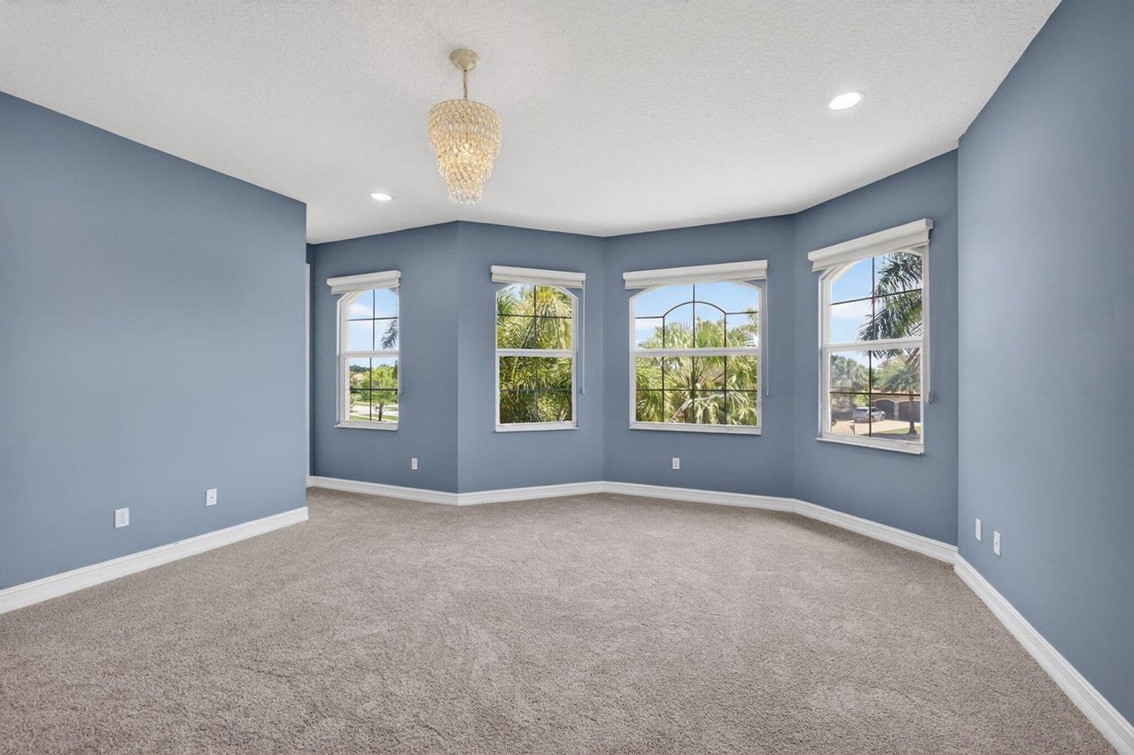 11135 Lynwood Palm Way