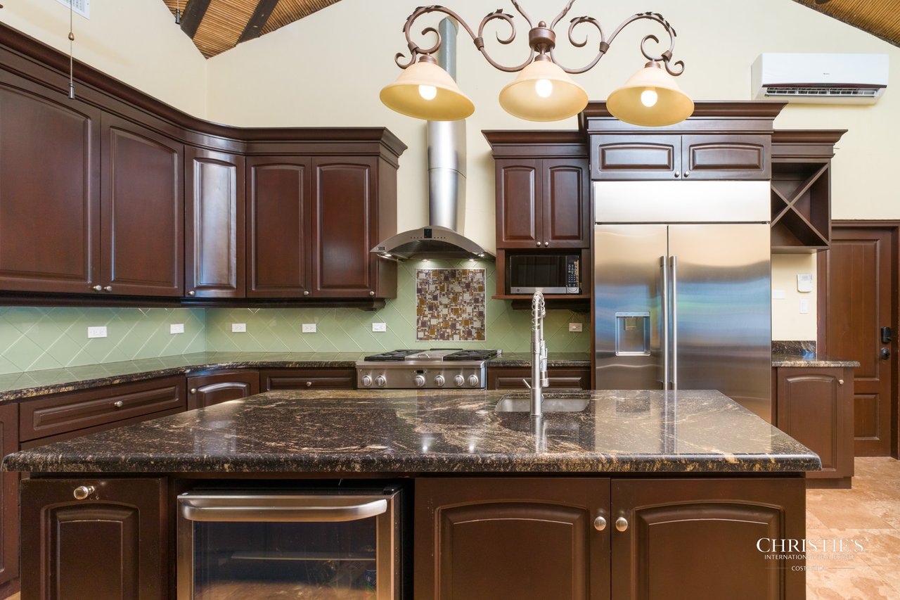 Casa Playa Bonita | Beachfront Luxury Estate in Playa Flamingo