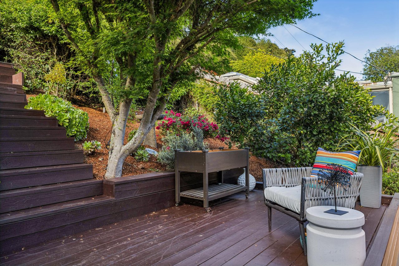 34 Dorantes Avenue