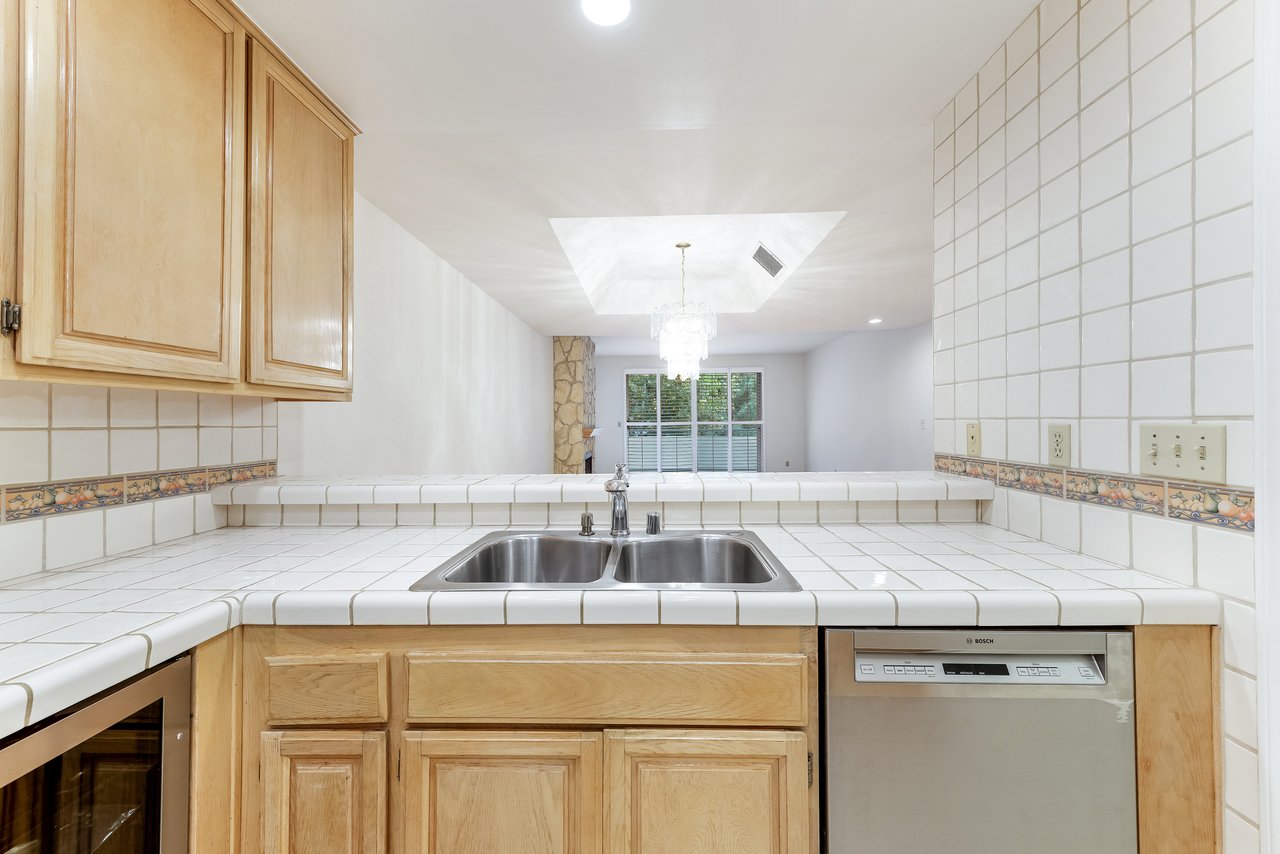 1930 S Beverly Glen Blvd #306