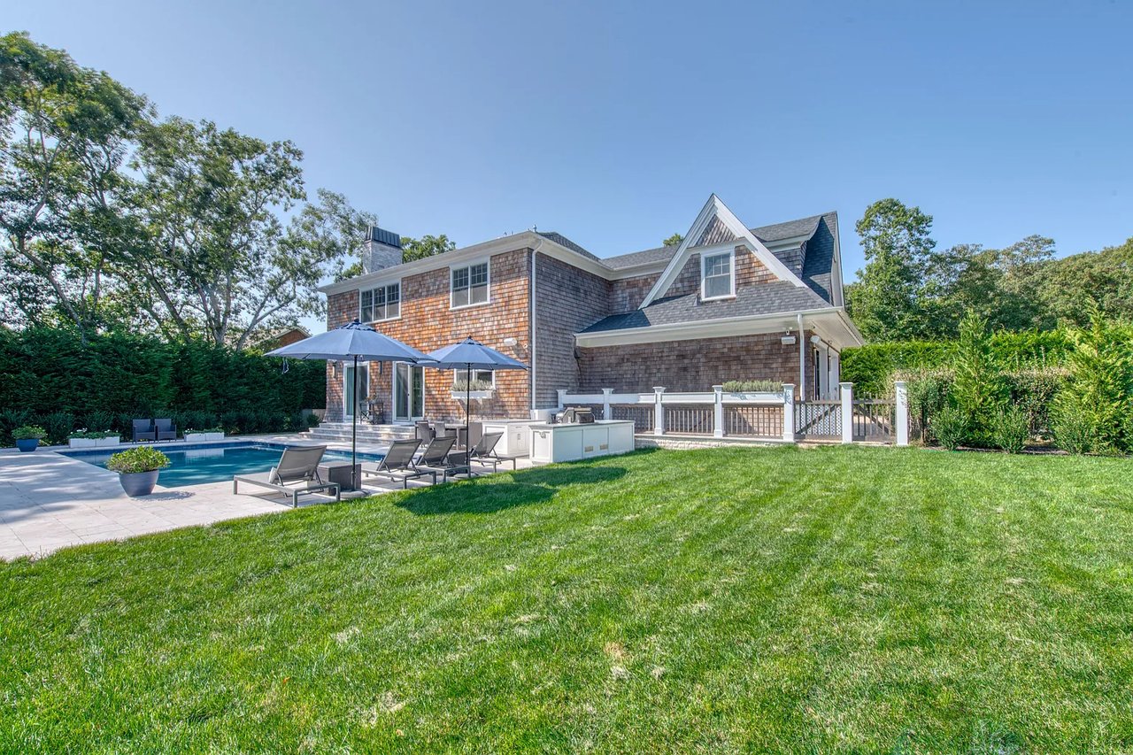 74 Sandy Hollow Rd