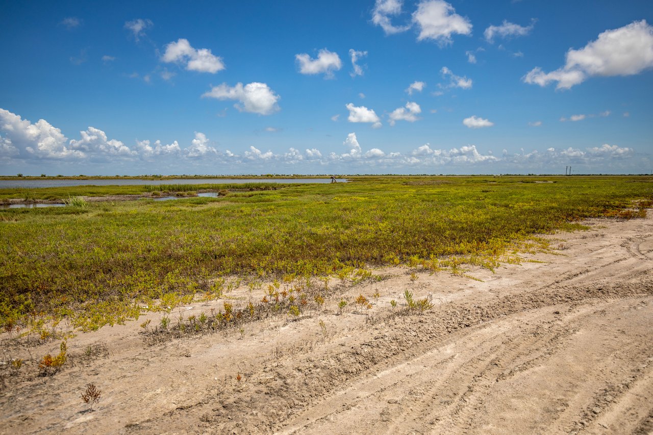 Cape Velero Drive 60 | Development Opportunity | 60± Acres | Rockport, TX