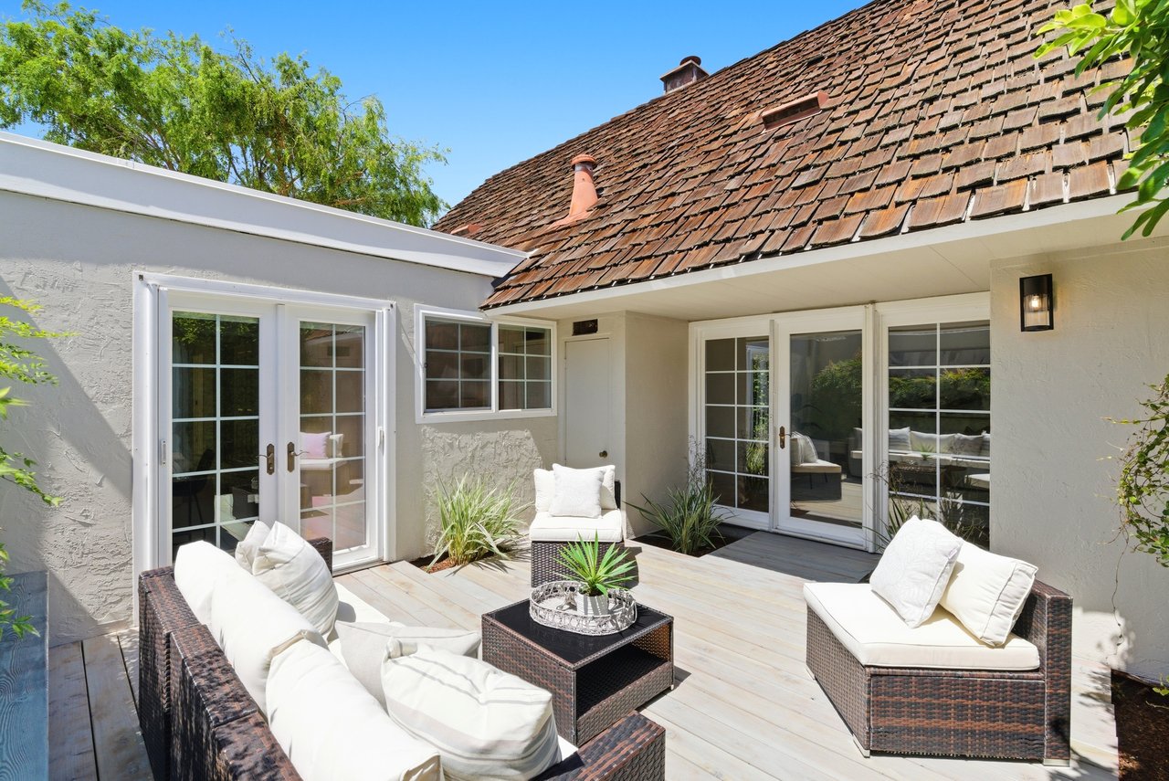 1038 East Evelyn Avenue