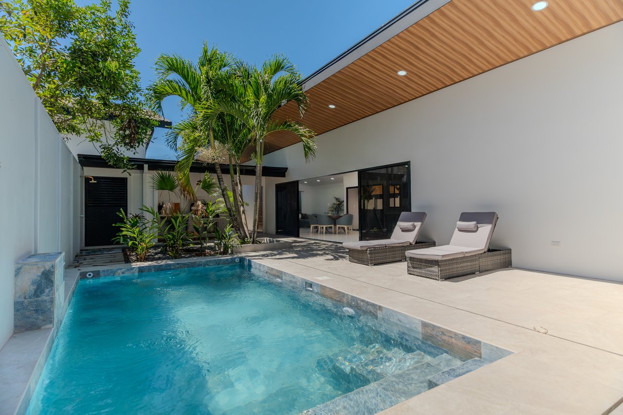 Location,Location, Location – 3-Bedroom Villa Steps from the Beach